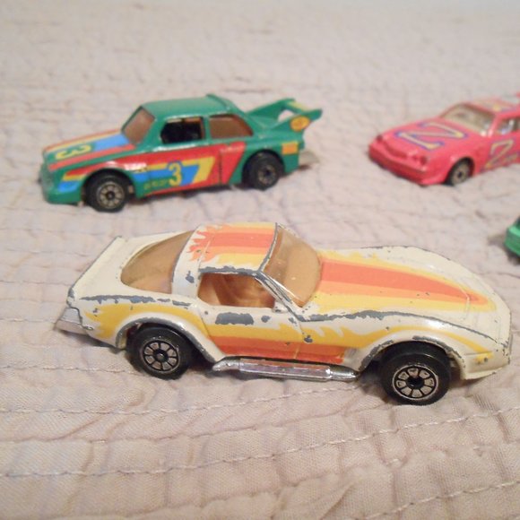Vintage Kenner Fast 111's Sporty Cars - Picture 3 of 16